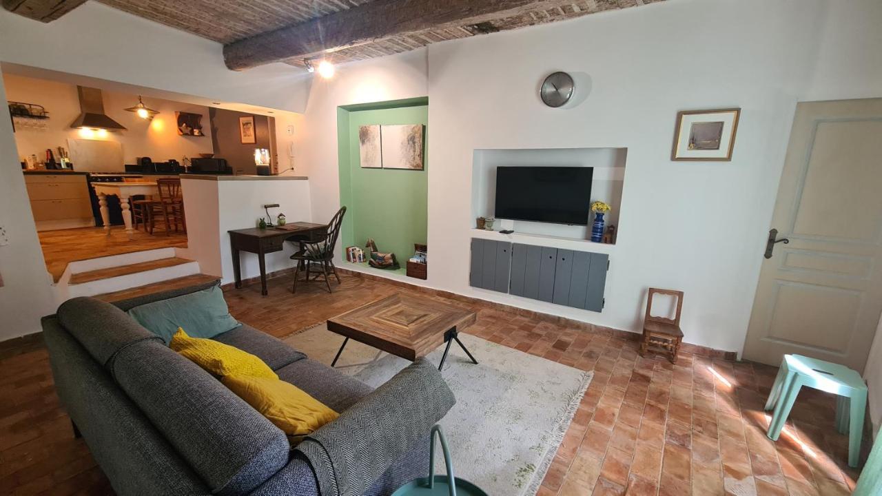 Appartement Cocon du Papillon à Lourmarin Extérieur photo